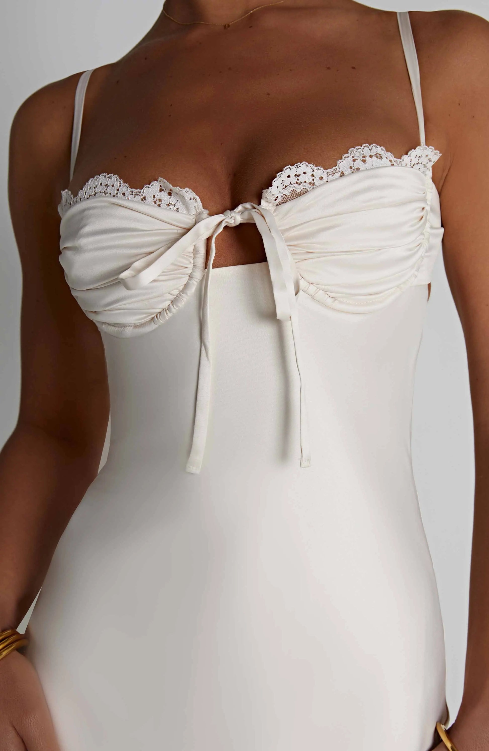 Ardelle Midi Šaty - Slonová kost