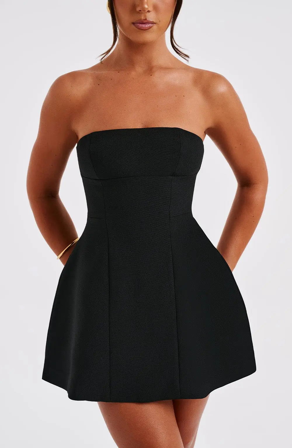 Asha Mini Šaty - Černá