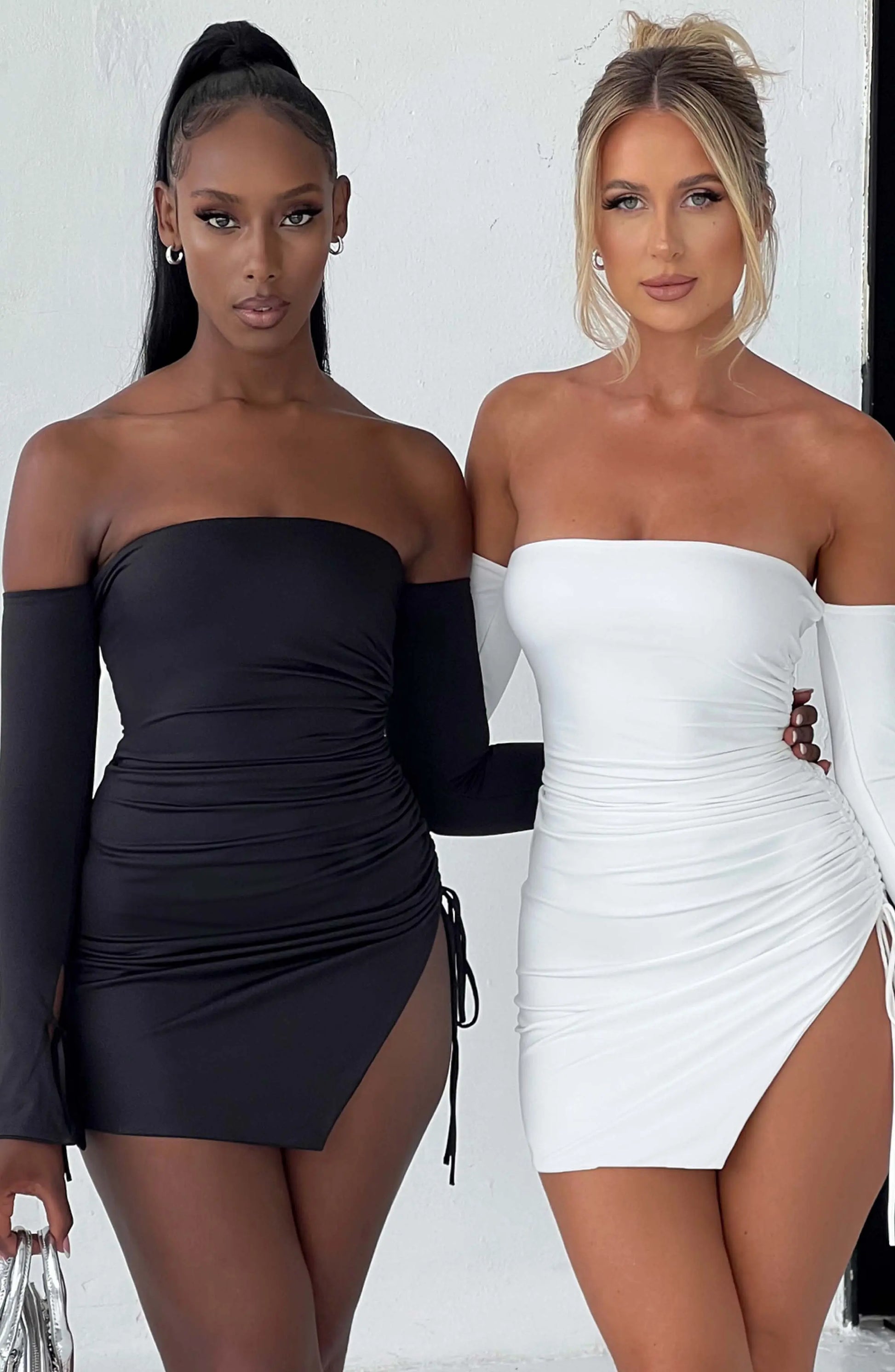 Becca Mini Šaty - Černá