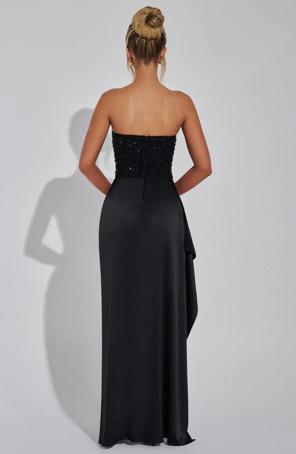 Emrielle Maxi Šaty - Černá