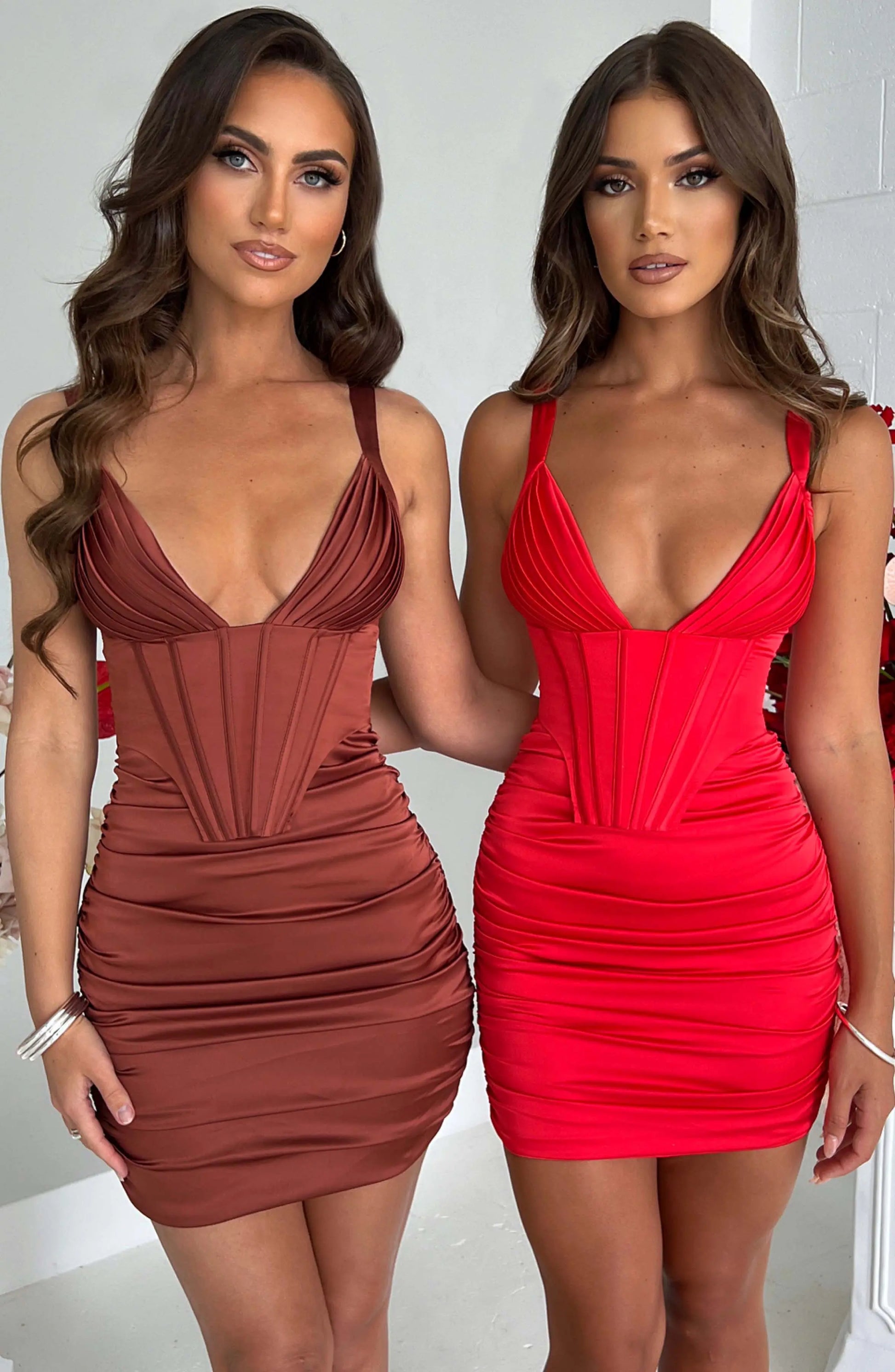 Mini šaty Izabella - Červená